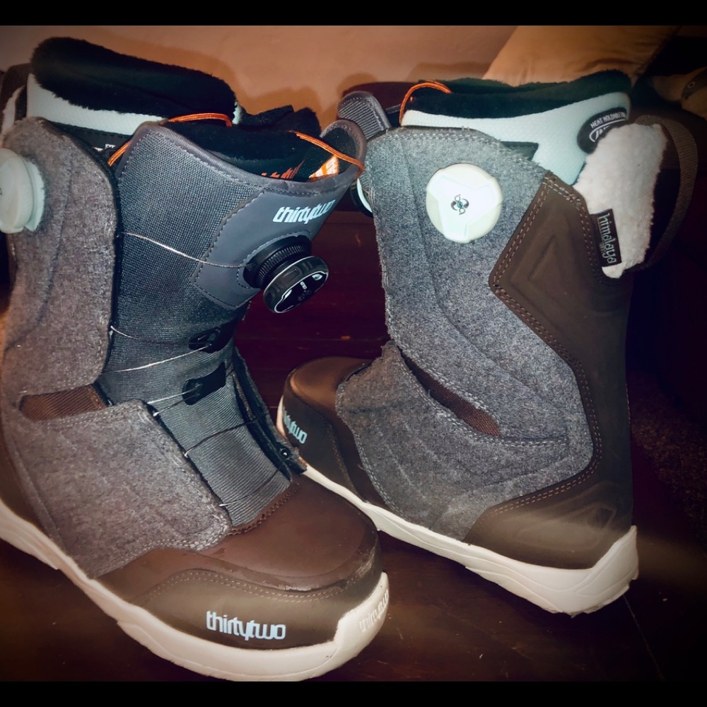 Thirtytwo Ladies Lashed Double BOA’s ‘17